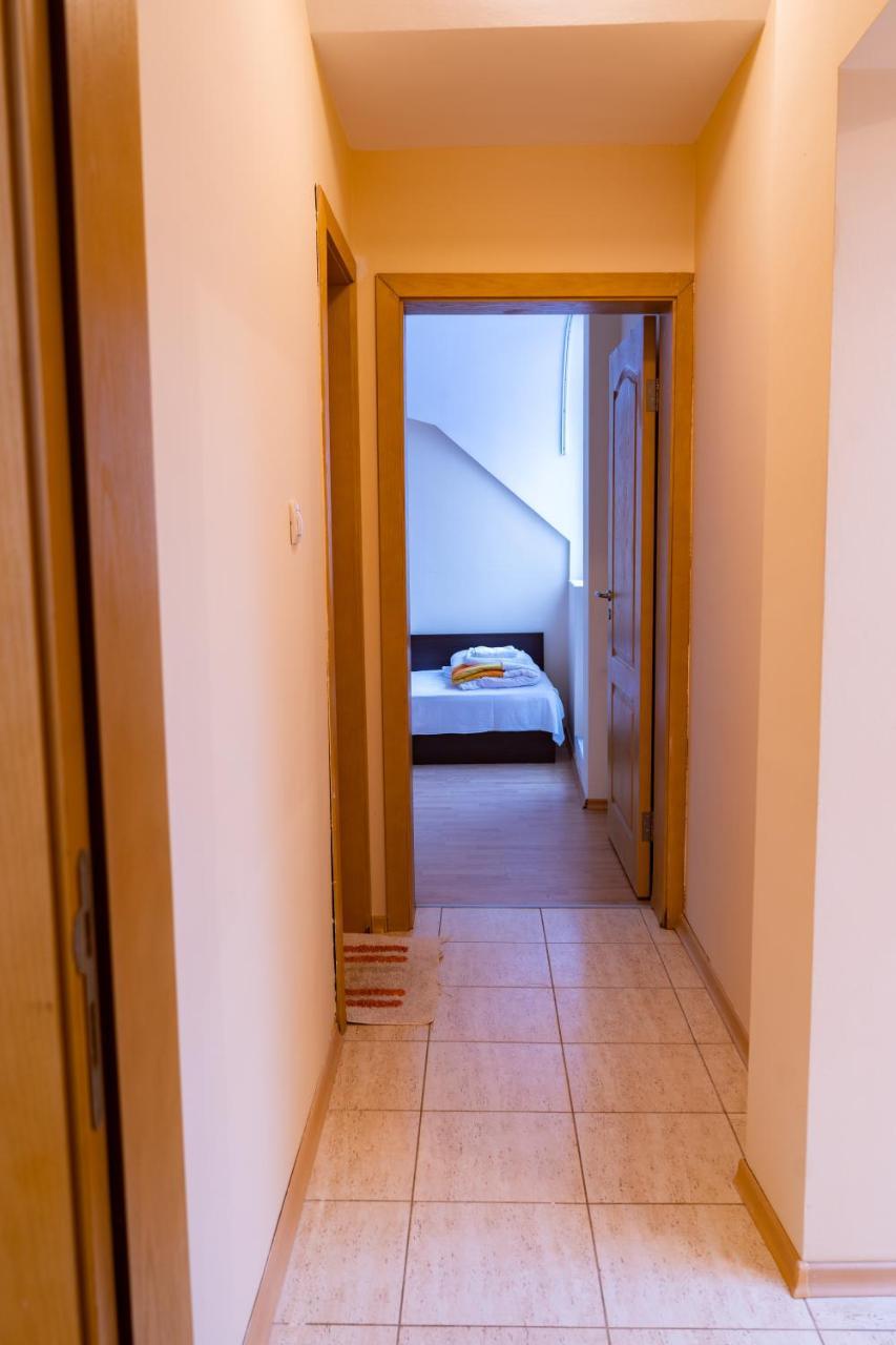Maisonette Picadilly ヴァルナ エクステリア 写真